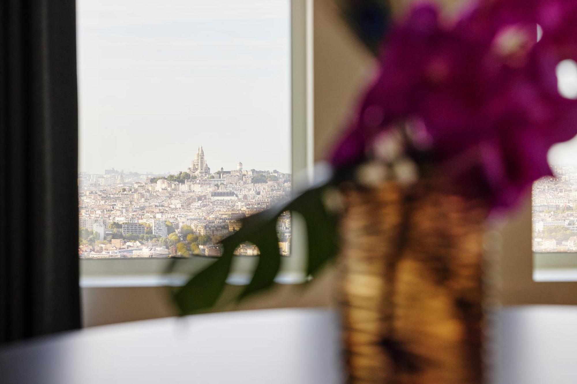 H4 Hotel Wyndham Paris Pleyel Resort Saint-Denis  Exteriör bild