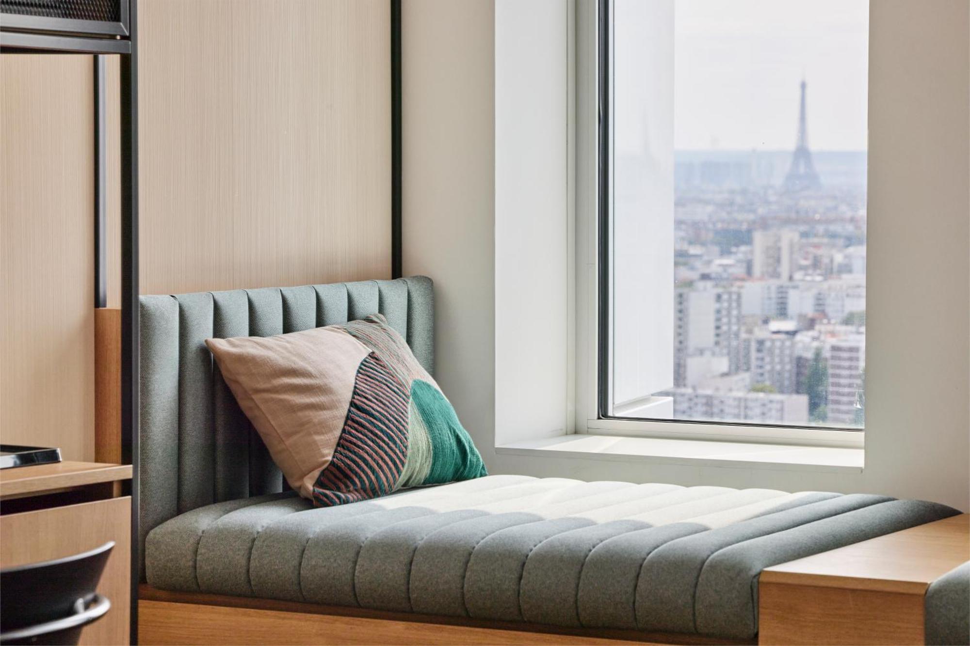 H4 Hotel Wyndham Paris Pleyel Resort Saint-Denis  Exteriör bild