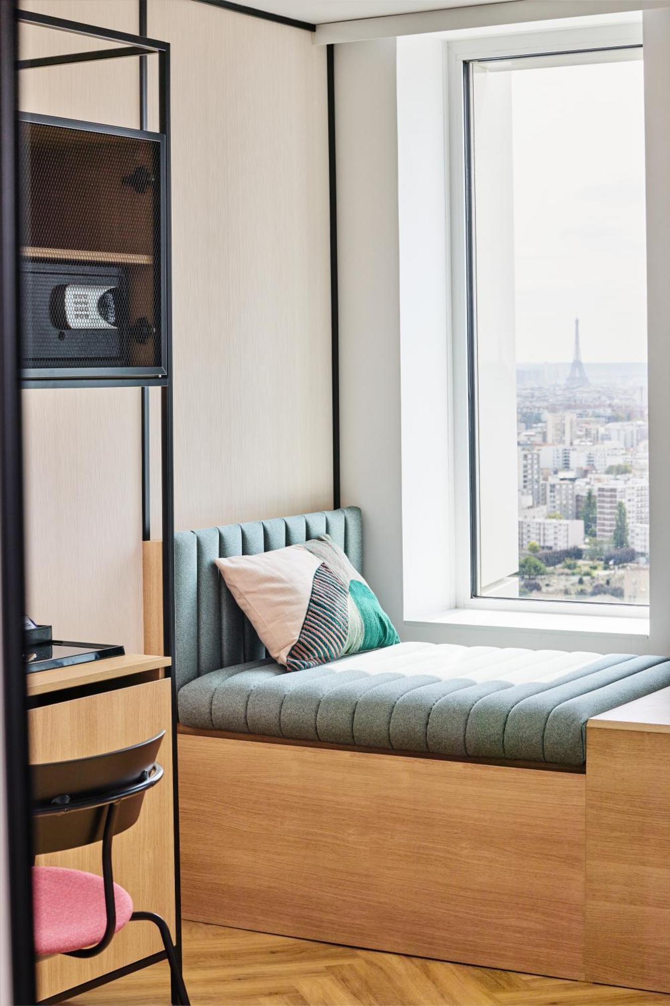 H4 Hotel Wyndham Paris Pleyel Resort Saint-Denis  Exteriör bild